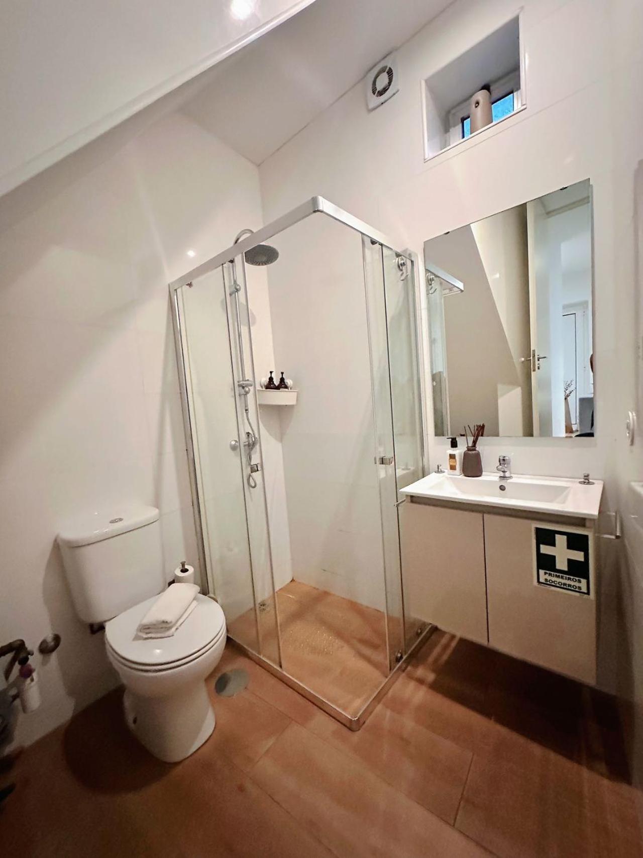 Downtown A Whole House Duplex Designed For Remote Work And Near Metro Lapa Hotel Porto Luaran gambar