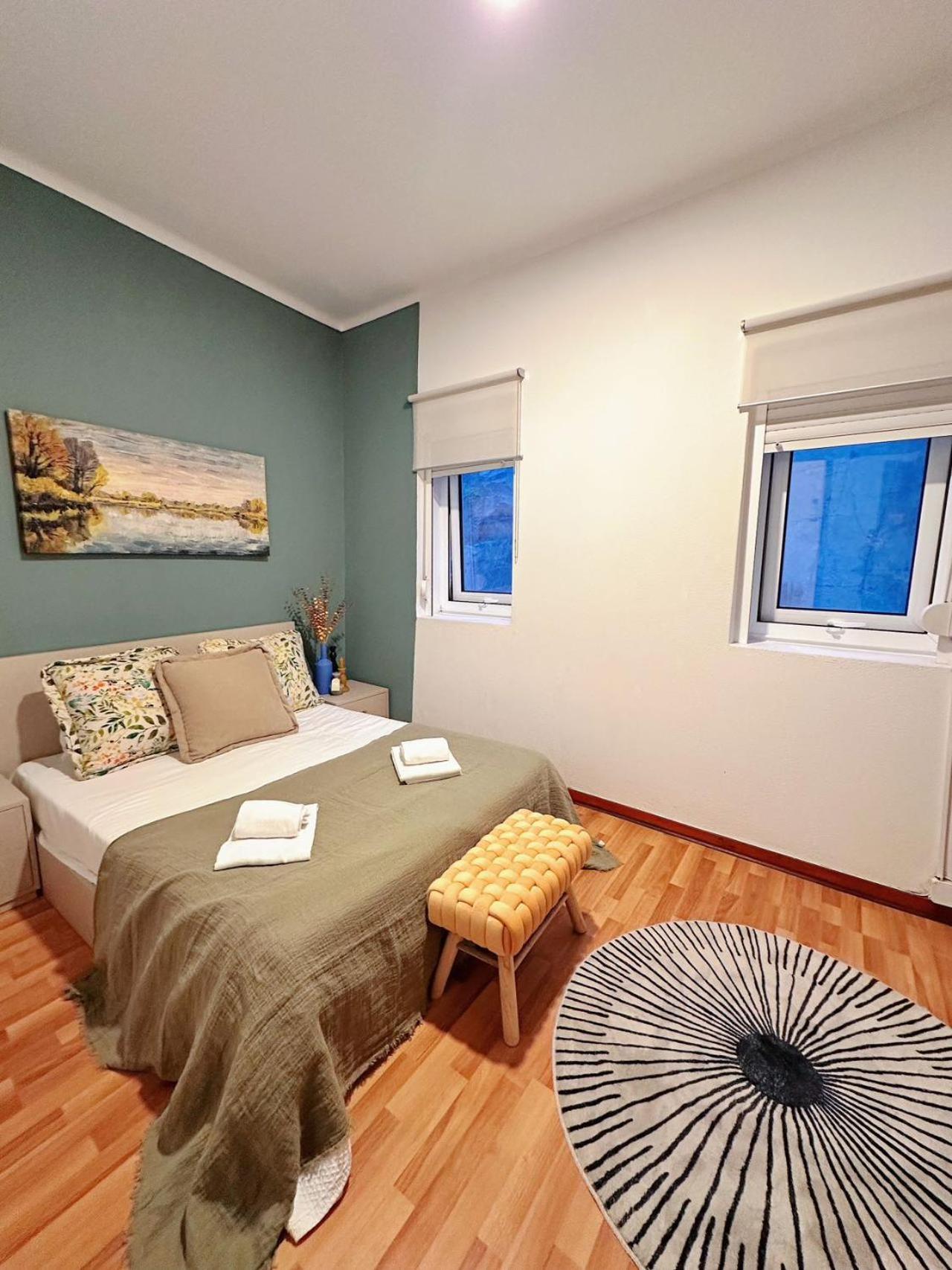 Downtown A Whole House Duplex Designed For Remote Work And Near Metro Lapa Hotel Porto Luaran gambar
